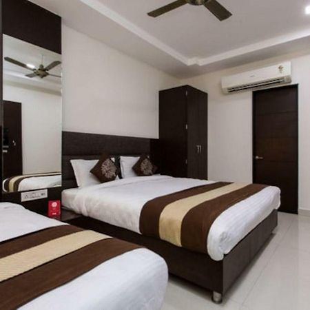 Hotel Maheshwari Avenue Ujjain Exterior photo